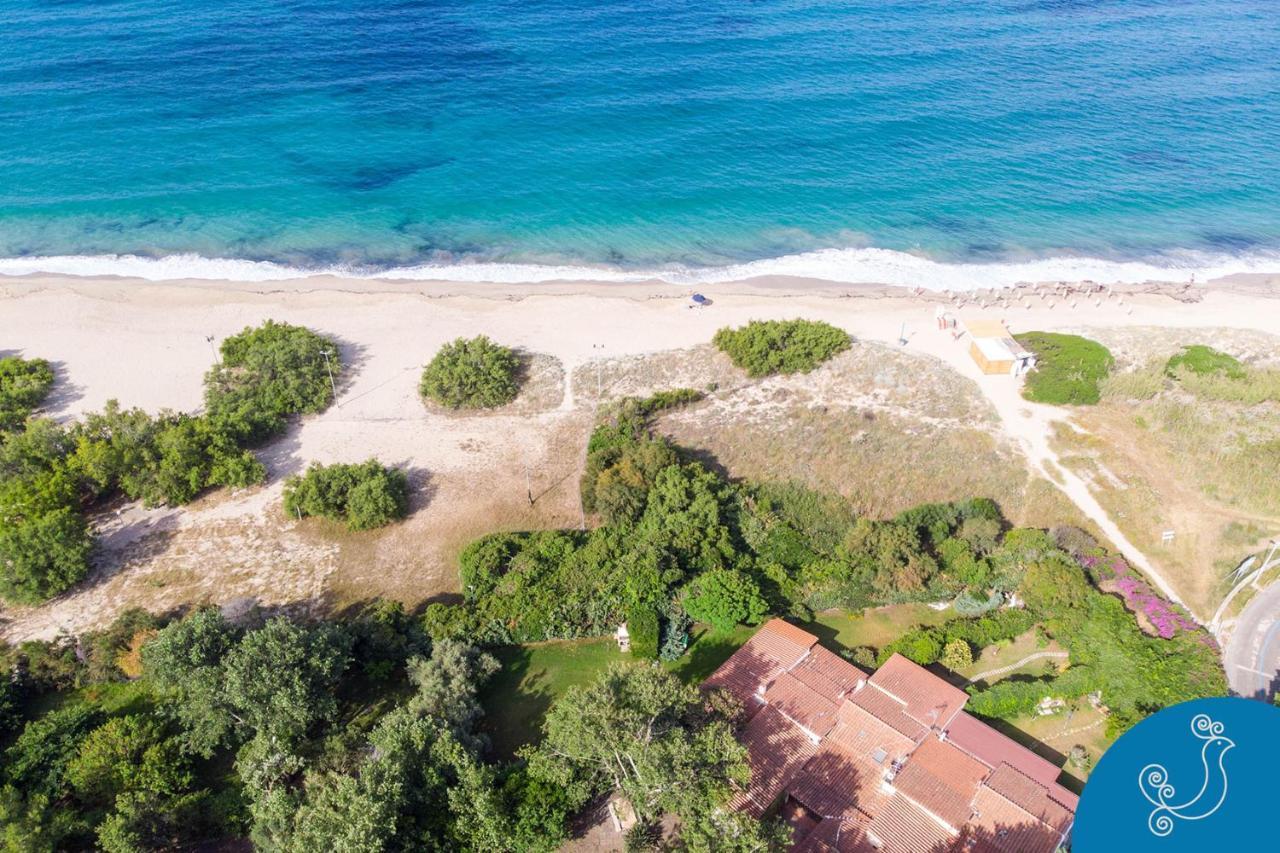 Villa Turchese - Exclusive Dimora On The Beach Geremèas Exterior foto